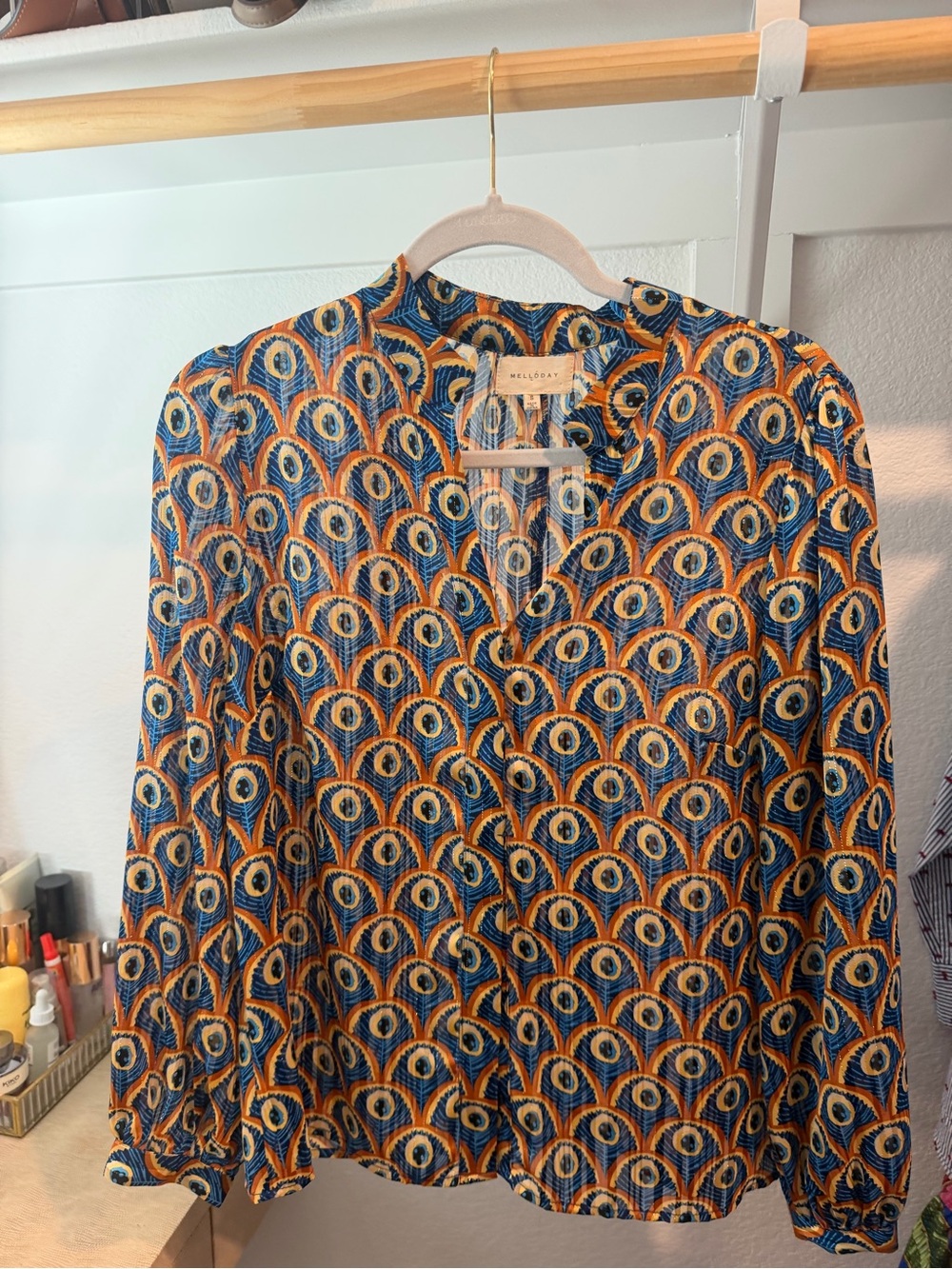 MELLODAY Blue and Orange Printed Button-Down Blouse